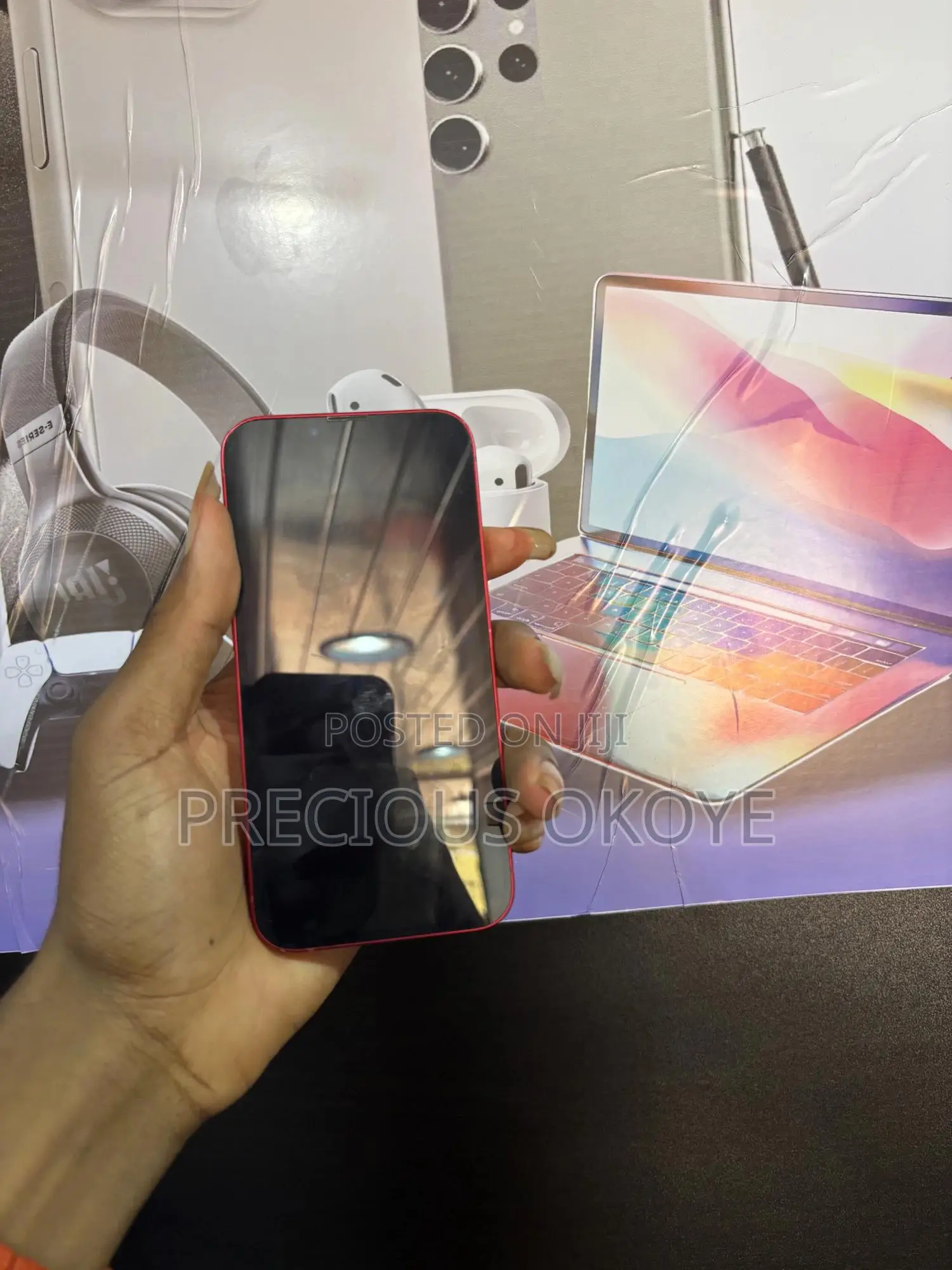 Apple iPhone 13 128 GB Red