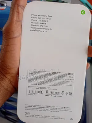 iPhone X/Xs Silicone Pouch