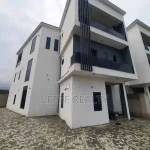 5bdrm Duplex in Wuye for sale