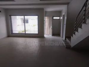 4bdrm Duplex in Utako District for sale