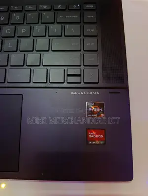 Laptop HP Envy X360 8GB AMD Ryzen 5 SSD 256GB