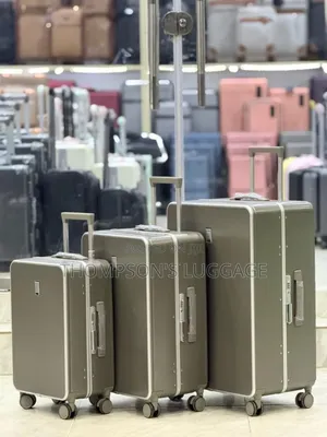 Smooth Plain Aluminum Luggage