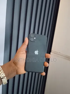 Apple iPhone 11 64 GB Black