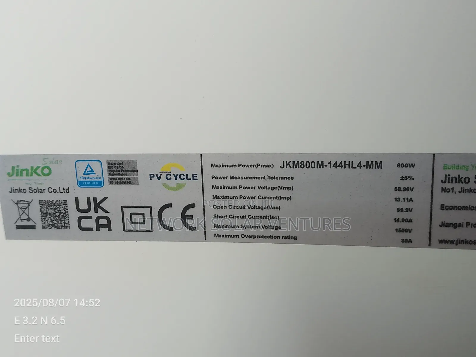 800watts 58.96v 144cell Jinko Solar Panel