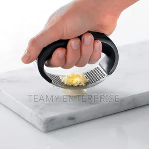 Manual Garlic Press