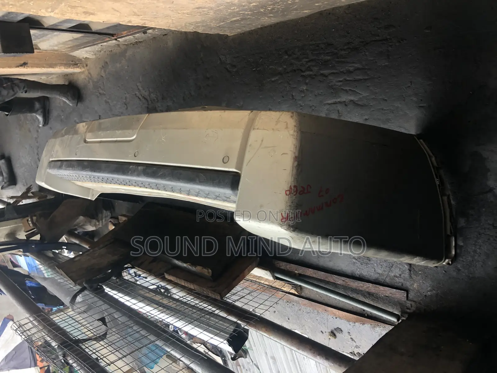 Jeep Commander 2011 Model