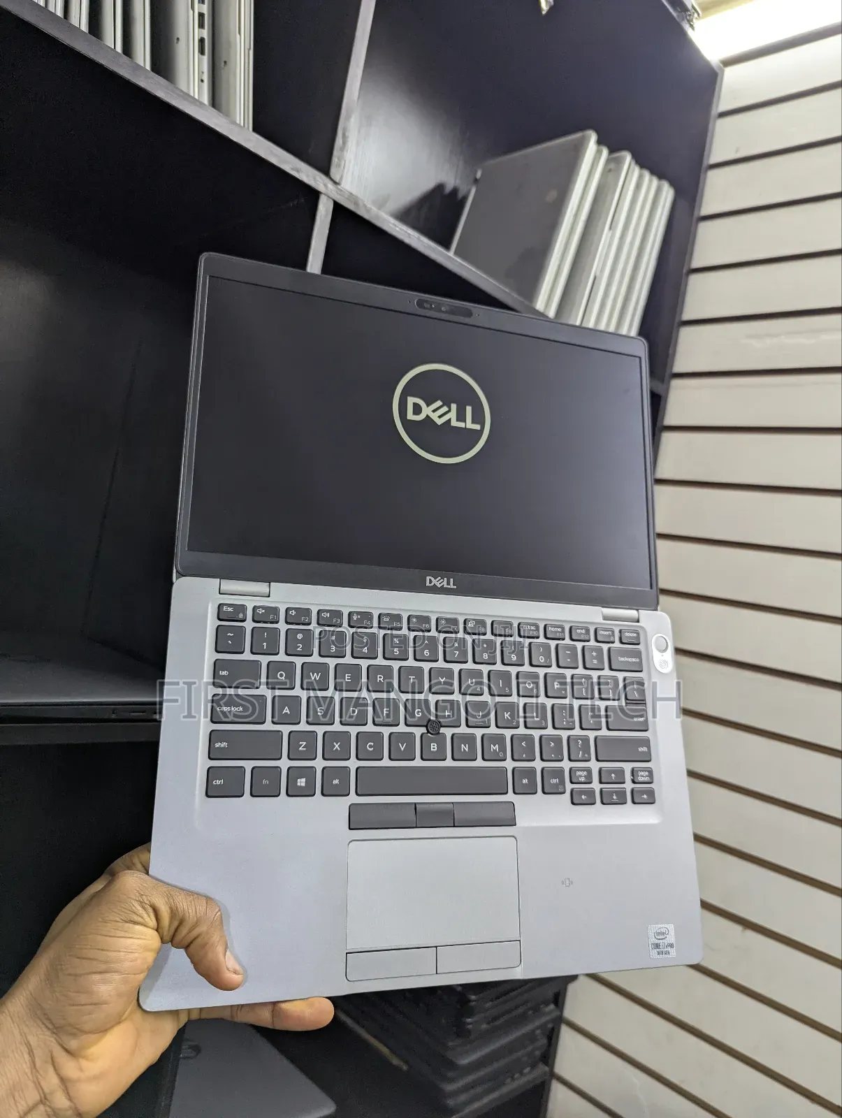 Laptop Dell Latitude 5411 16GB Intel Core i7 SSD 512GB
