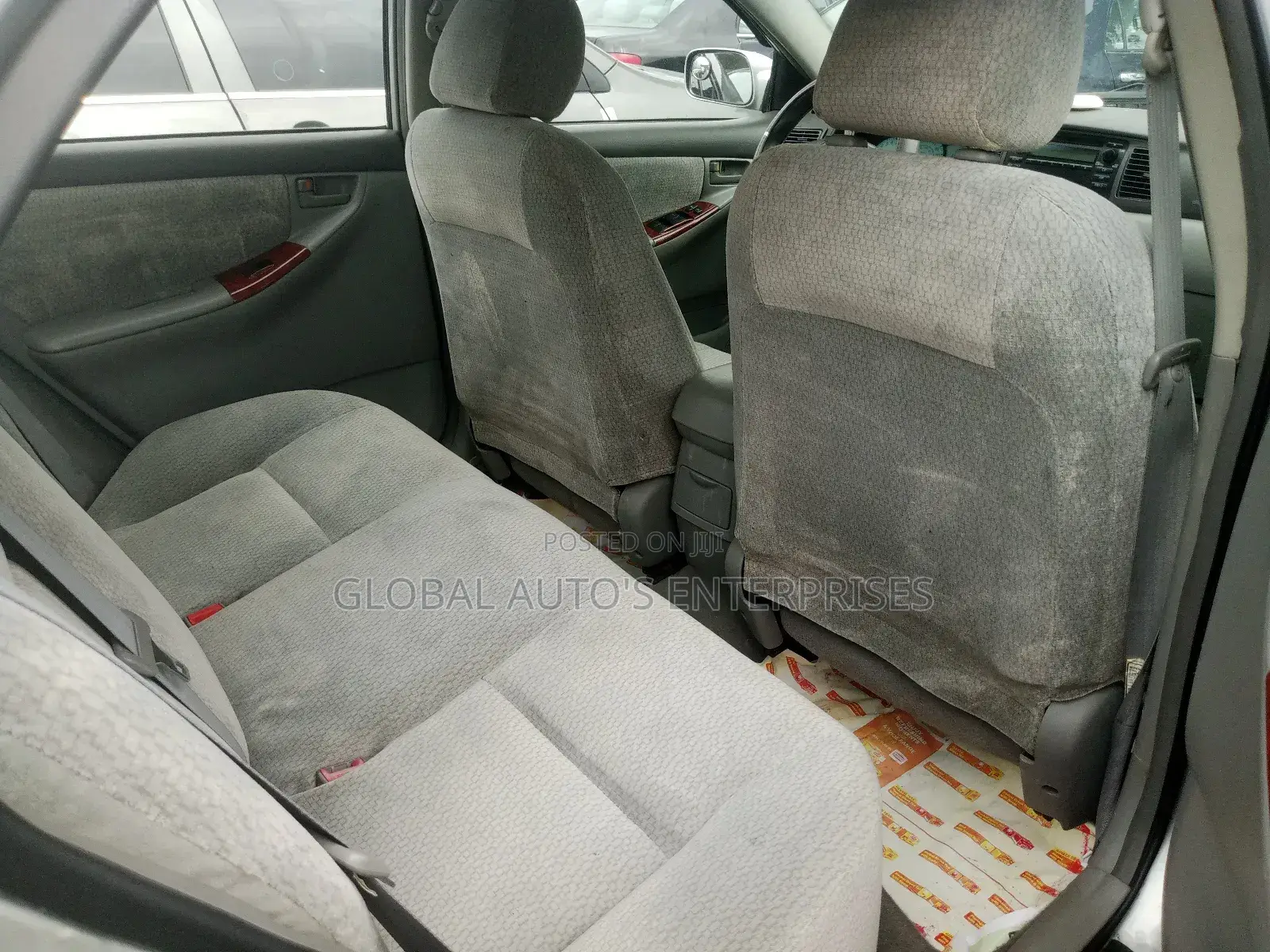 Toyota Corolla LE 2004 Silver