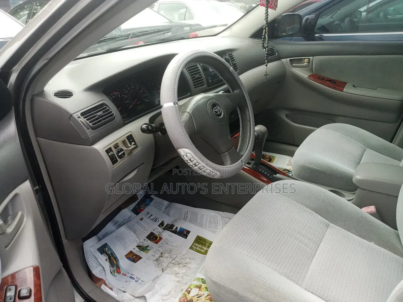 Toyota Corolla LE 2005 Gray