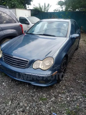 Mercedes-Benz C320 2005 Green