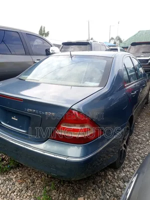 Mercedes-Benz C320 2005 Green