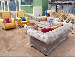 Chesterfield Sofa Set With Centre Table