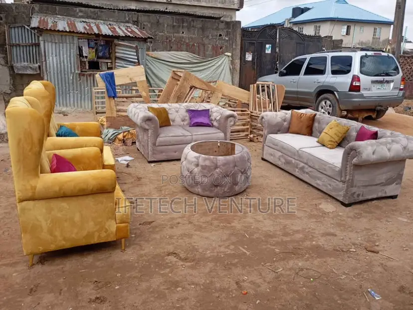 Chesterfield Sofa Set With Centre Table