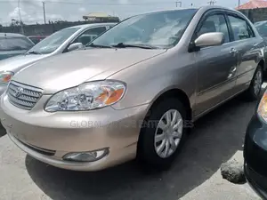 Toyota Corolla LE 2006 Gold