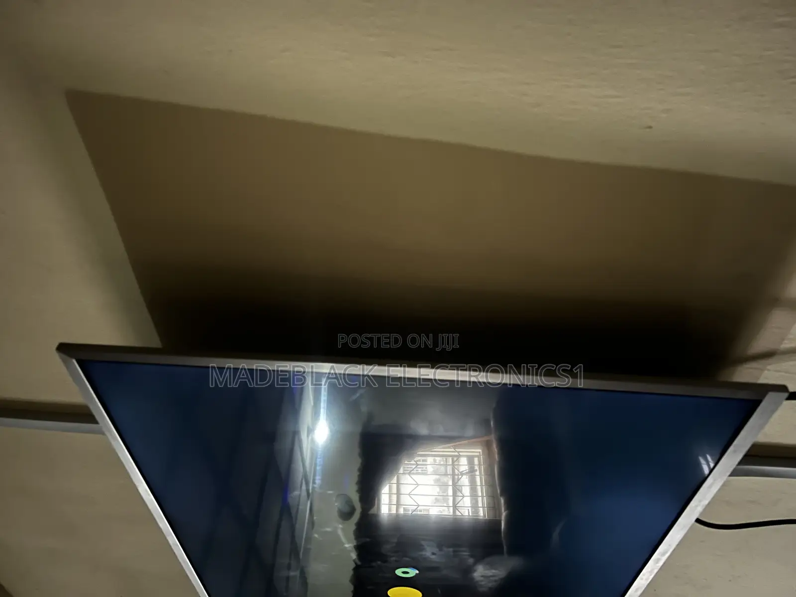 TCL Android Smart Tv 55 Inch Display.