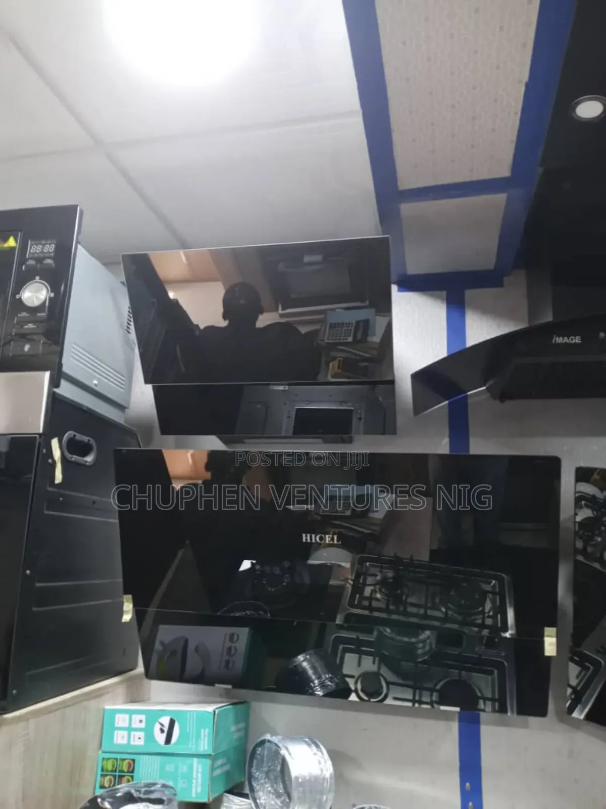 Kitchen Heat/Smoke Extractor Hood