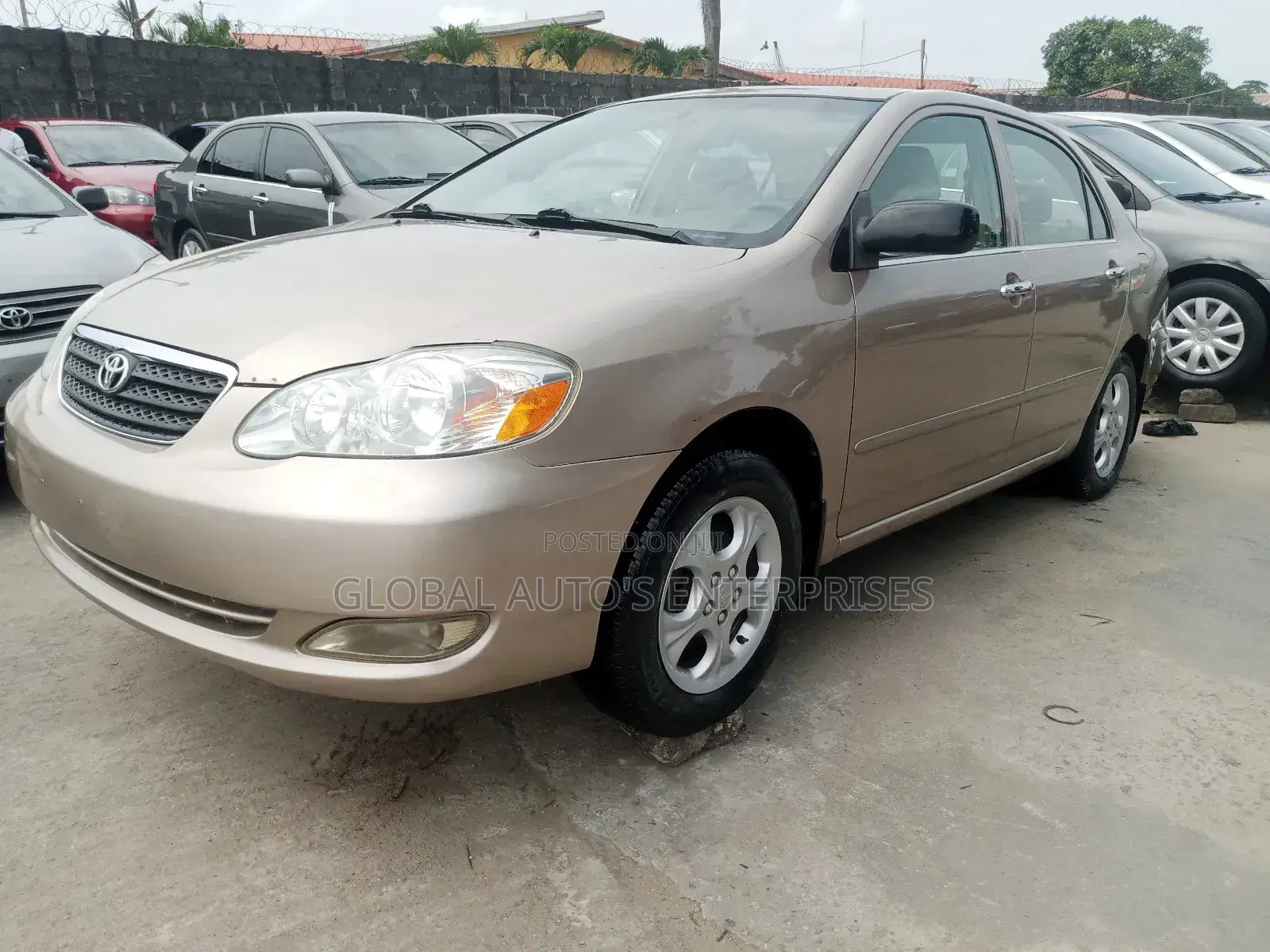 Toyota Corolla LE 2007 Gold