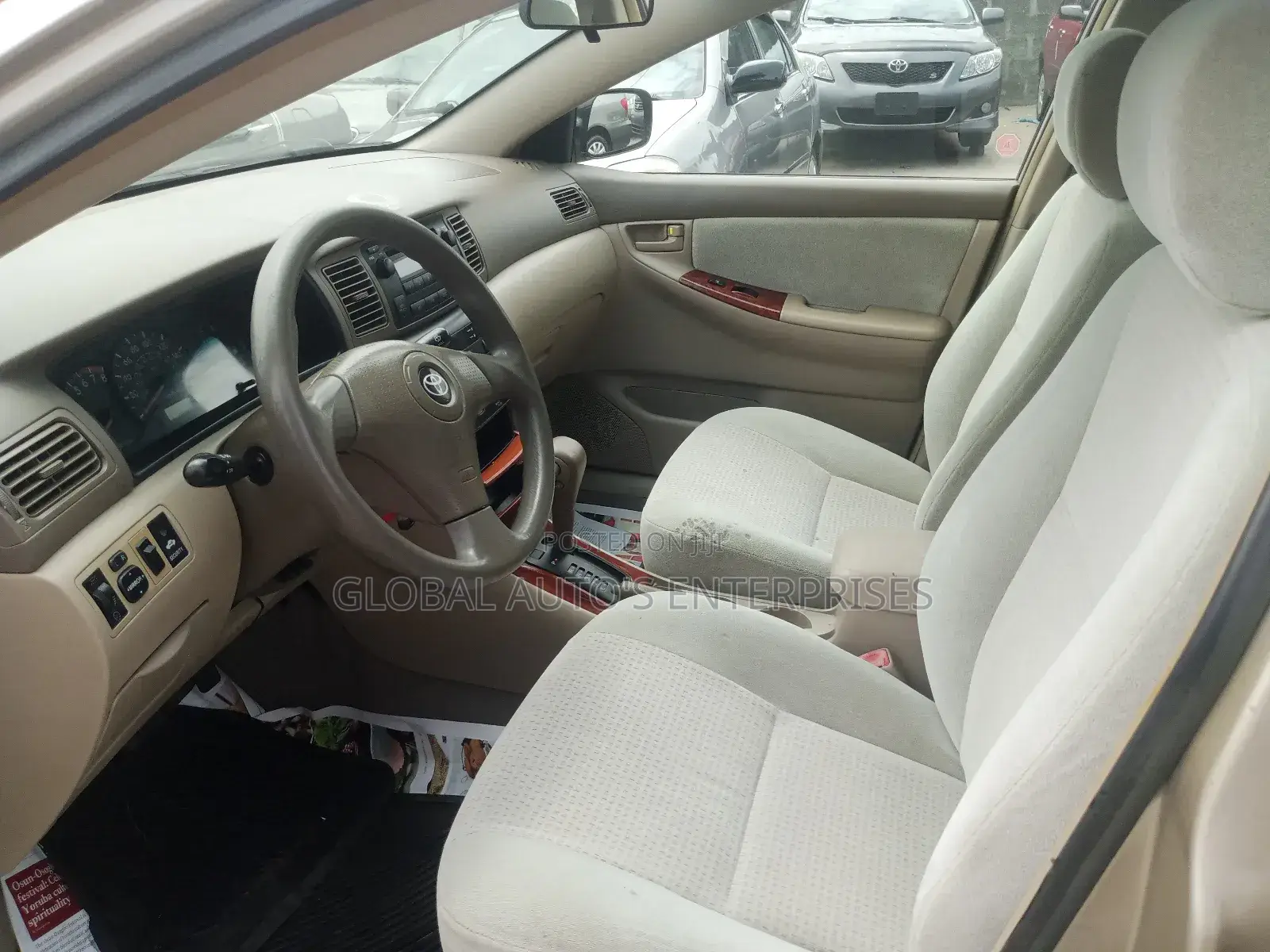 Toyota Corolla LE 2007 Gold