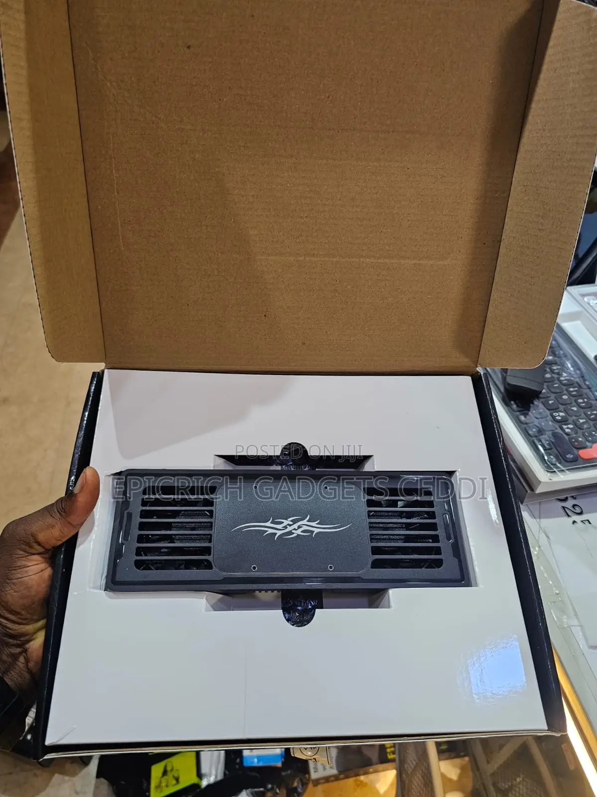 Laptop Cooler W/ Dual Cooling Semiconductor Rediator