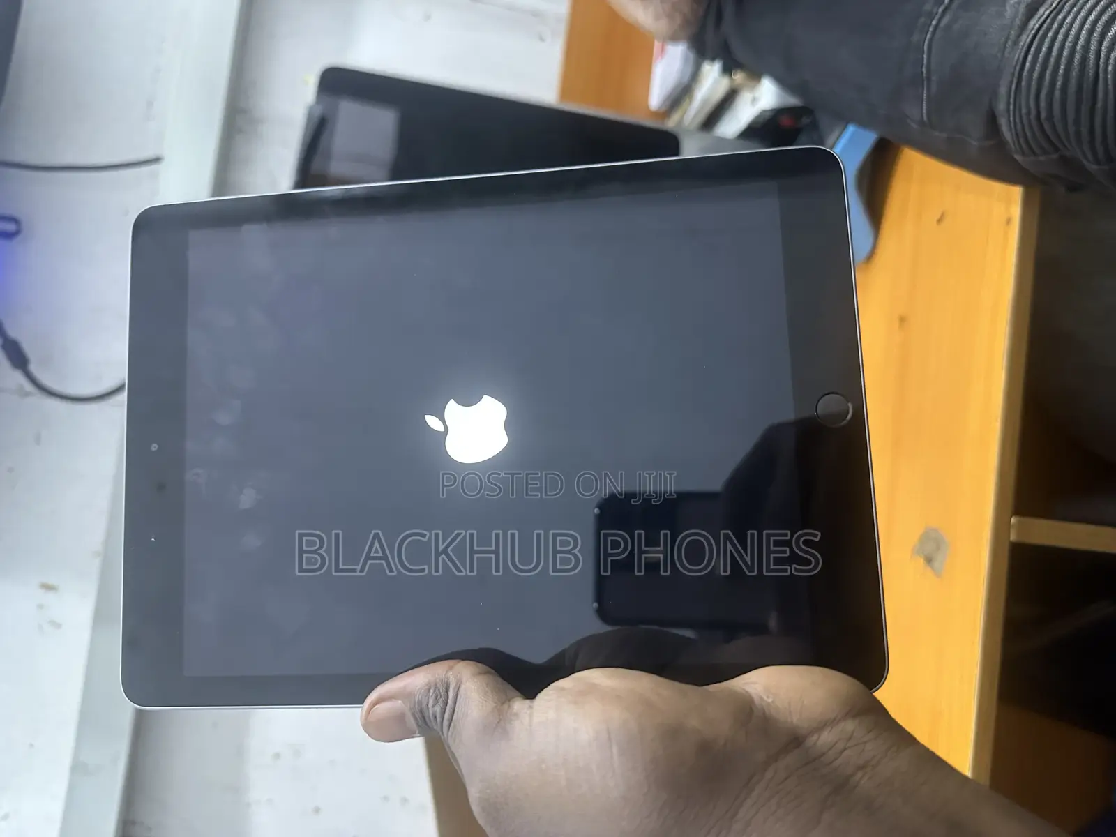 Apple iPad 10.2 (2019) 128 GB Gray