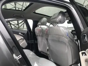 Mercedes-Benz GLA 250 2017 Gray
