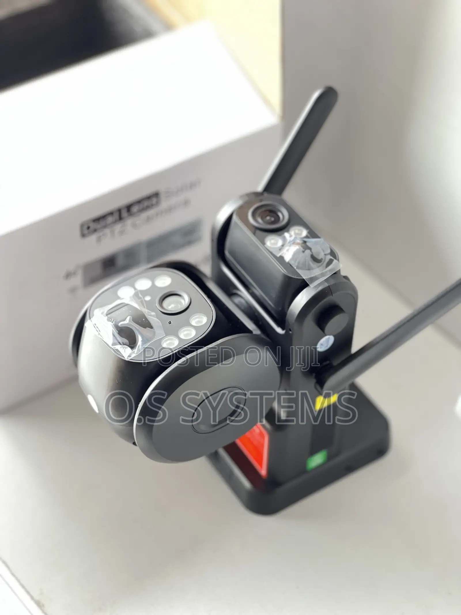 Ultra Hd Dual-Camera Solar PTZ Security Camera