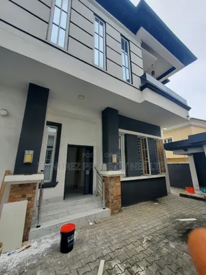 Studio Apartment in Ikota Villa for rent