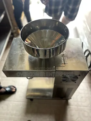 Industrial Oil Extractor Machine