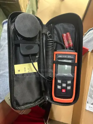 Victor Extendable Digital Light Meter