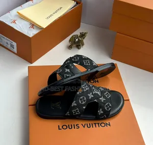 Louis Vuitton Slippers