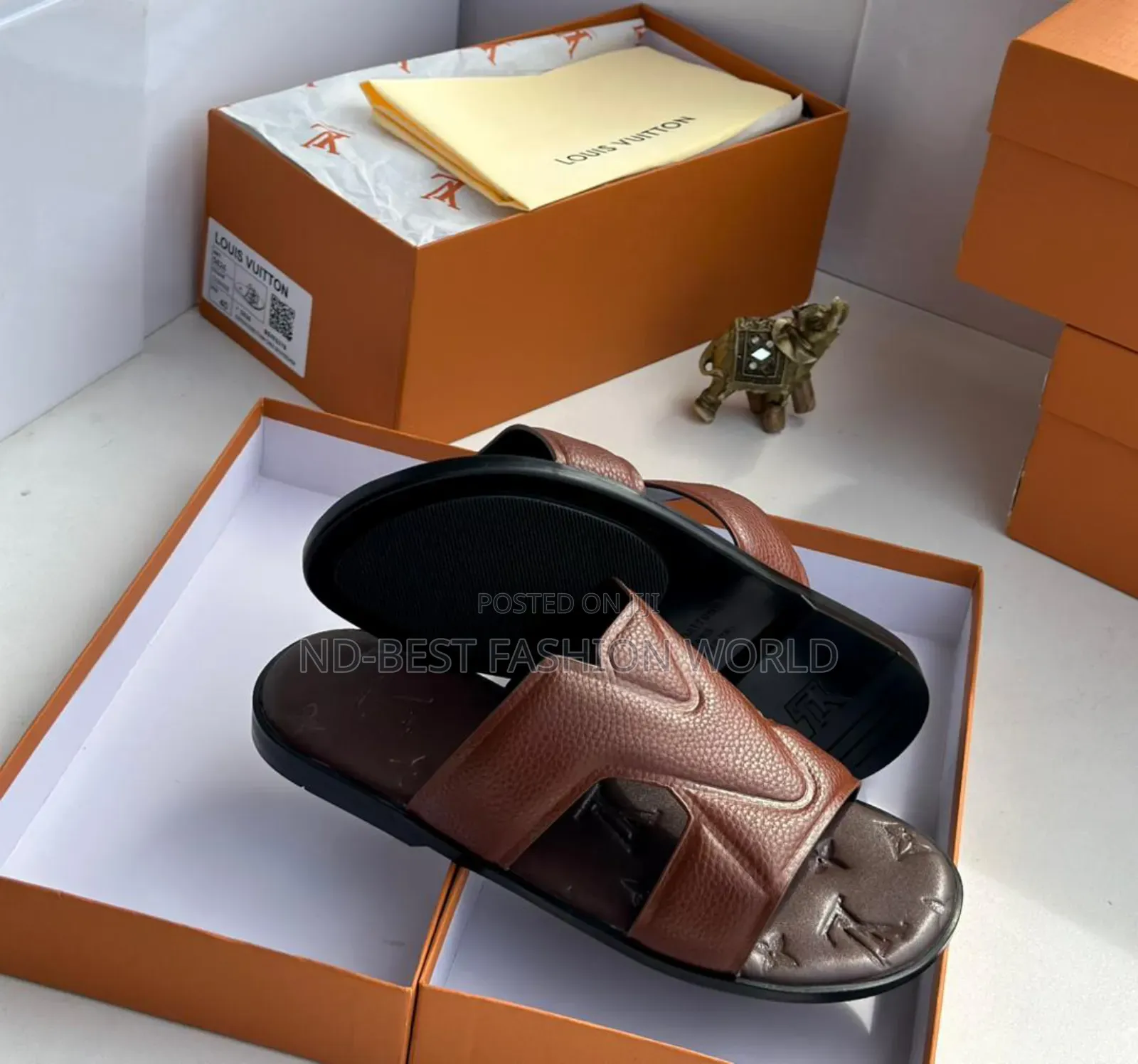 Louis Vuitton Slippers