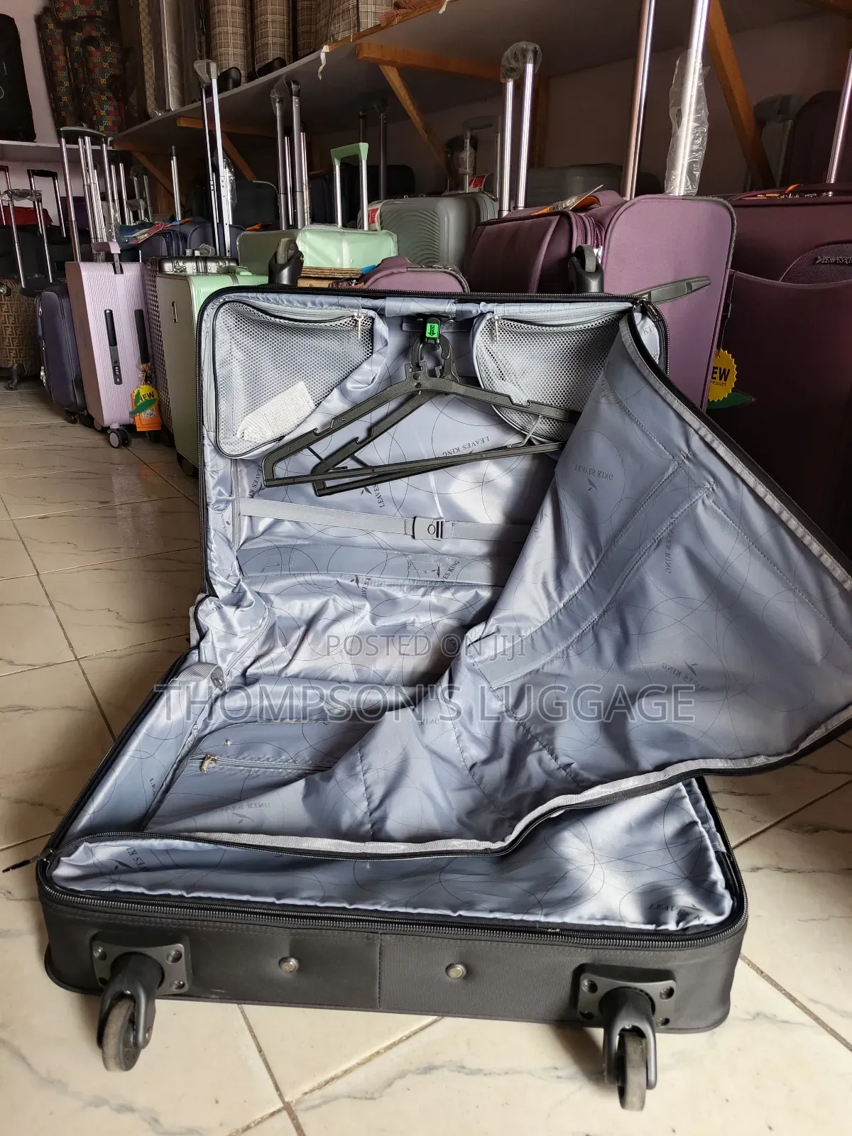 Suit Carrier 