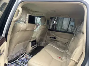 Lexus LX 570 AWD 2014 Silver