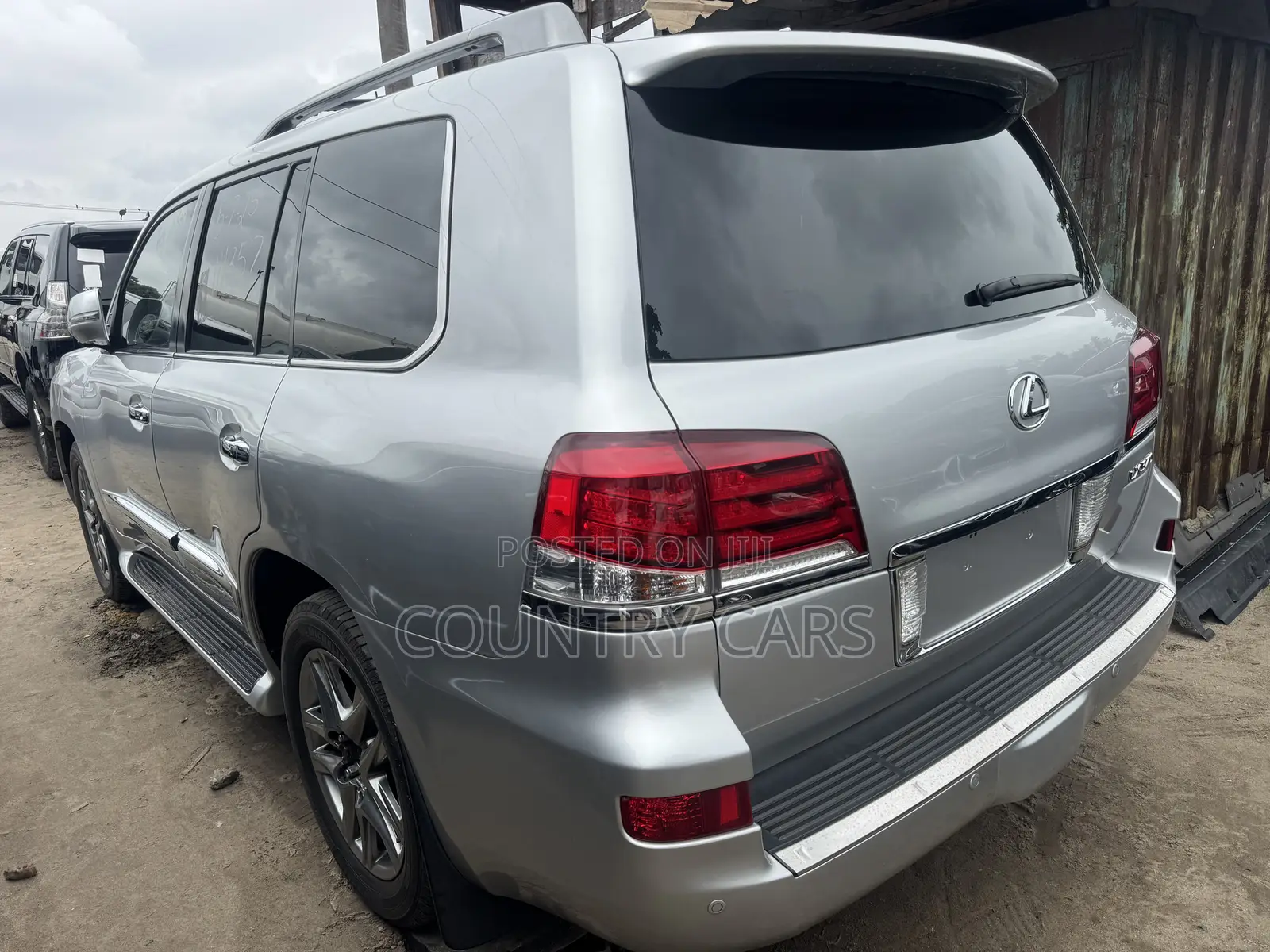 Lexus LX 570 AWD 2014 Silver