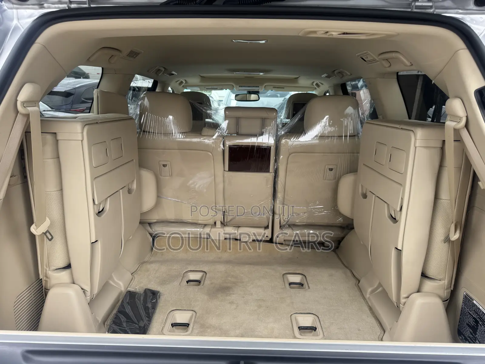 Lexus LX 570 AWD 2014 Silver