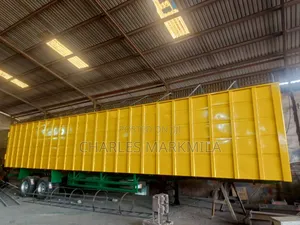 Full Sided Trailer Back