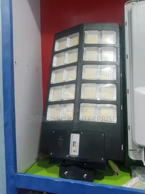 20eyes Solar Street Light