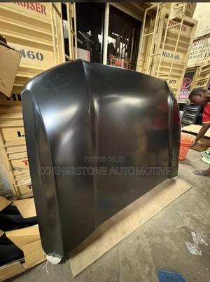 Bonnet Land Cruiser Prado 2025