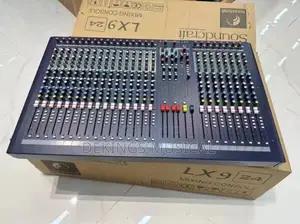 Soundcraft Lx9 24-Channel Mixer Console