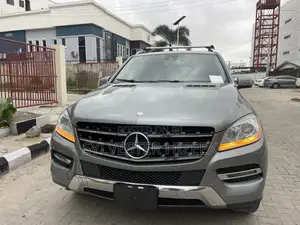 Mercedes-Benz M Class 2015 Gray