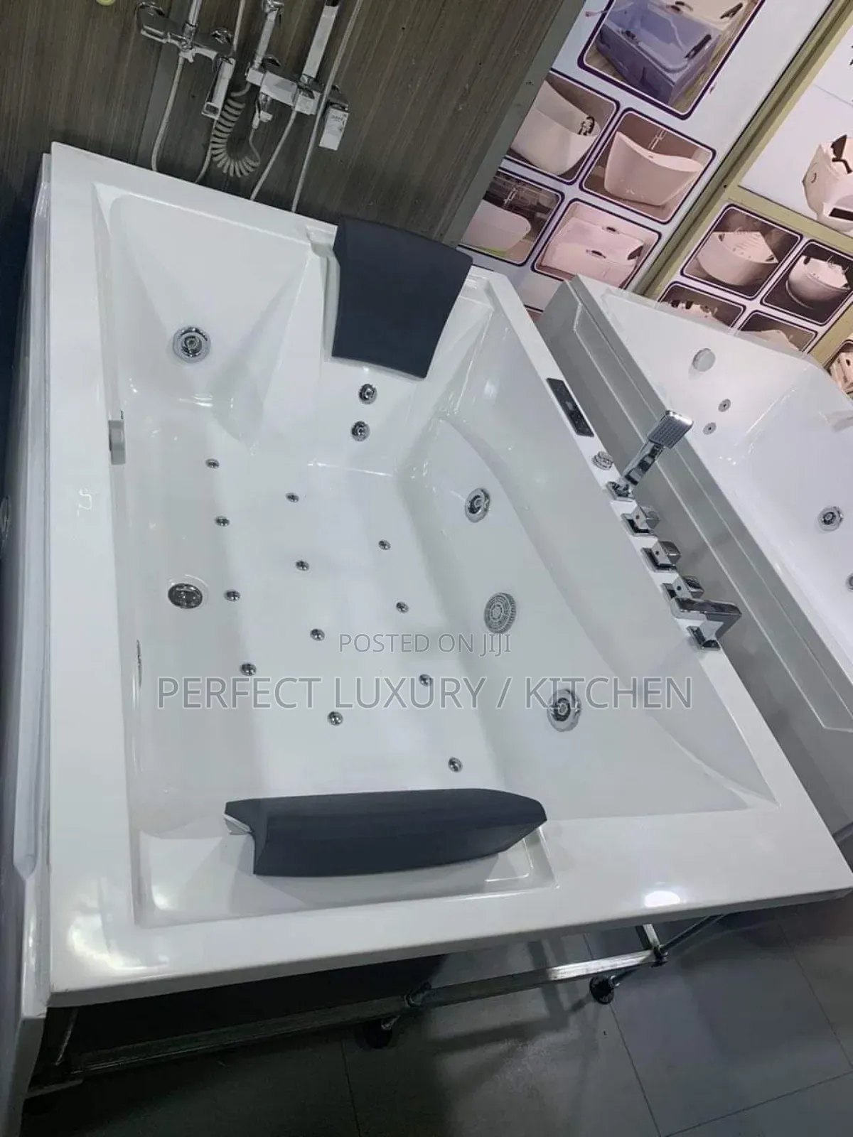 Executive Master's Double Jacuzzi Bathtub