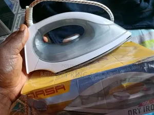 Qasa 300 Watts Solar Iron