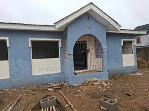 4bdrm Bungalow in Ipaja for sale