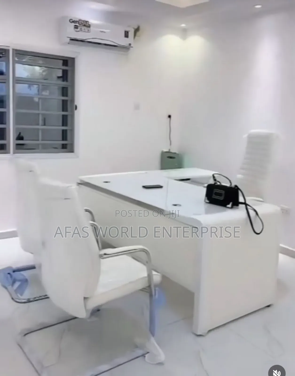 Luxury White Office Table