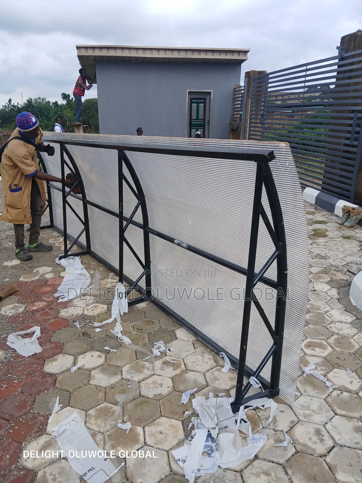 Dampalon Roofing Shed