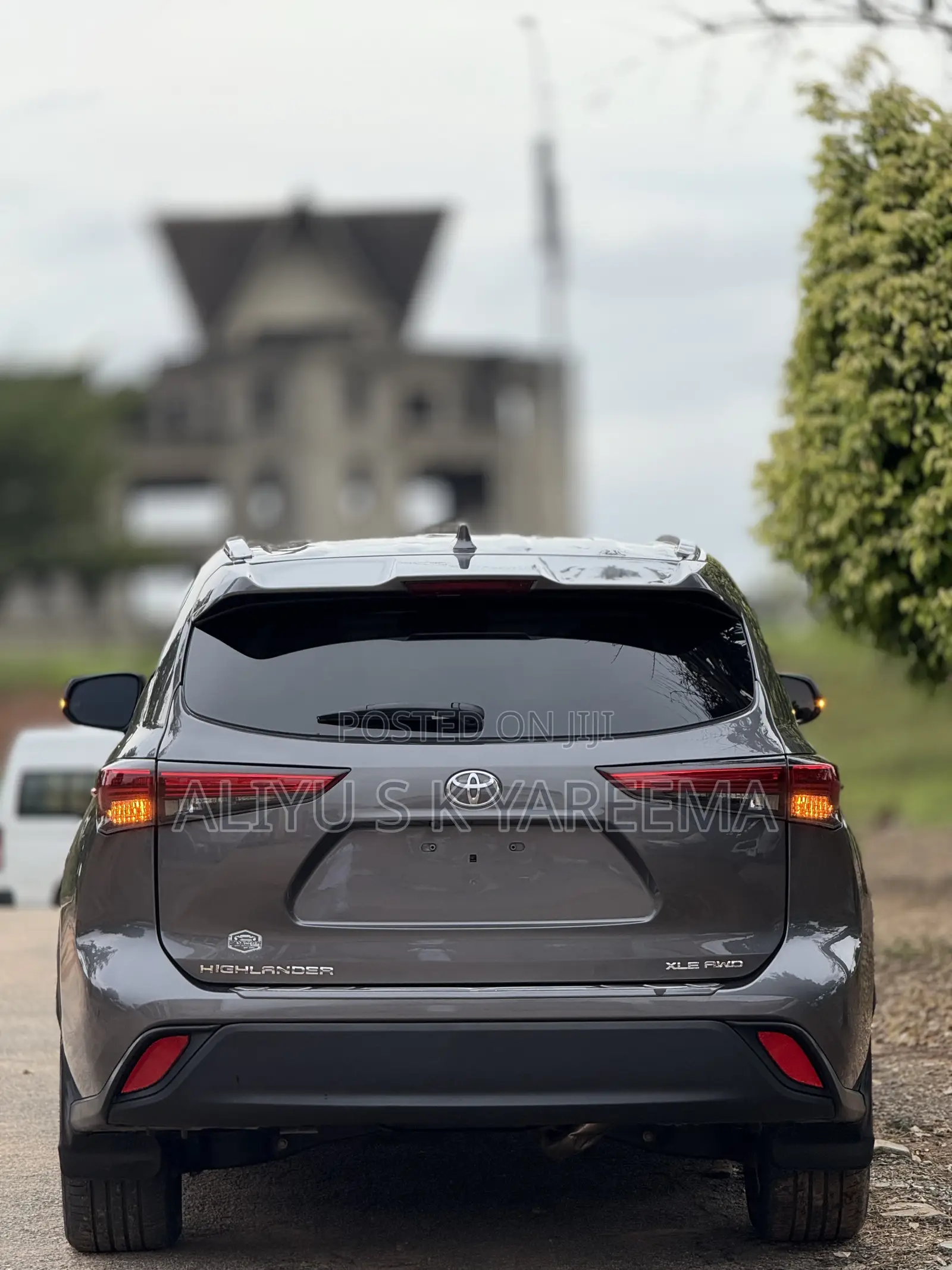 Toyota Highlander XLE 2022 Gray
