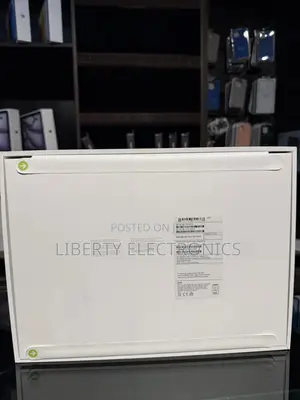 Laptop Apple MacBook Pro 2022 M2 32GB Apple M2 SSD 512GB