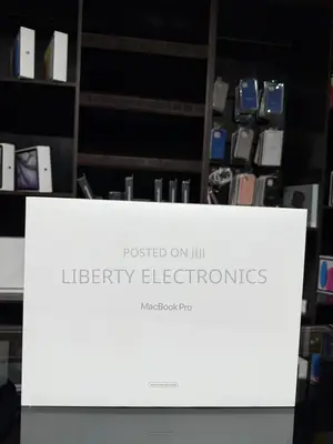 Laptop Apple MacBook Pro 2022 M2 32GB Apple M2 SSD 512GB