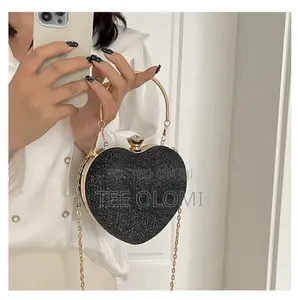 Ladies Classy, Trendy, Elegant and Stylish Purse - Black