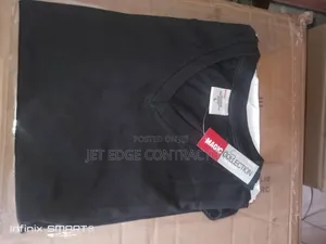 Black v-Neck